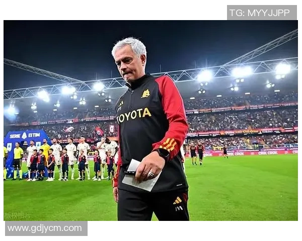 穆里尼奥怒斥欧足联争议点球致罗马出局引发热议